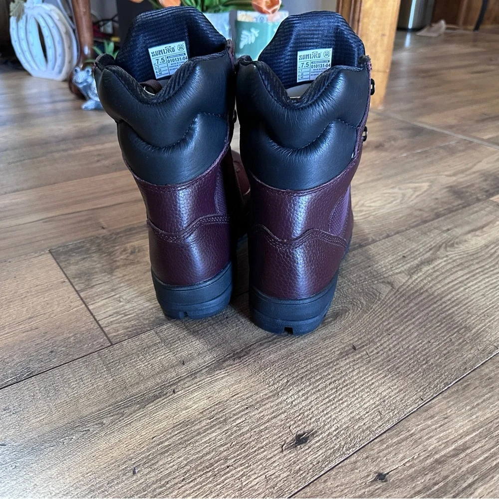 Women’s  Burgundy Boots Size 9 NEW / Mens‎ Size 7.5 Sumikko Brand